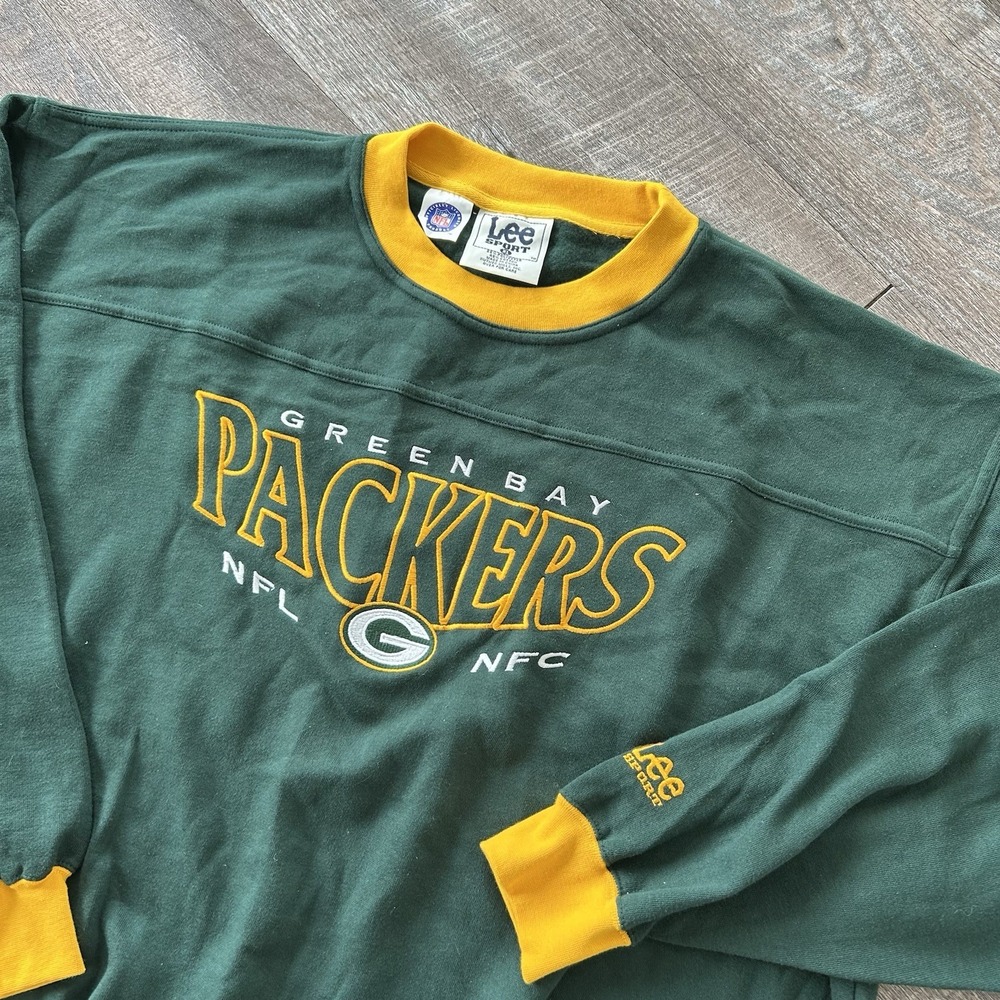 90s Vintage Lee Sport Green Bay Packers NFL Football Green Crewneck Sweatshirt